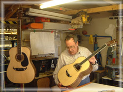 John Degay - Degay Guitars: Handmade Acoustic & Electric Guitars